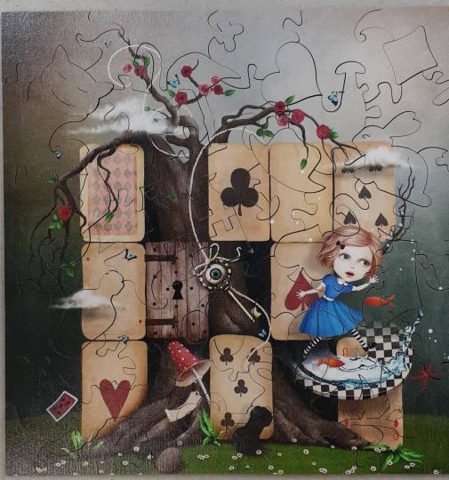 Алиса. Фигурные дер.пазлы